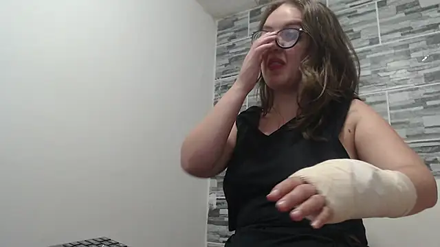 Venus Santana online show from 01/17/25, 08:22