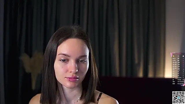 Snapshot of AnneKlint chatting on 12/13/24, 05:16 AnneKlint online show from 12/13/24, 05:16