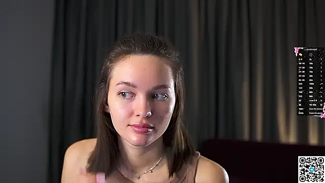 Snapshot of AnneKlint chatting on 12/18/24, 05:04 AnneKlint online show from 12/18/24, 05:04