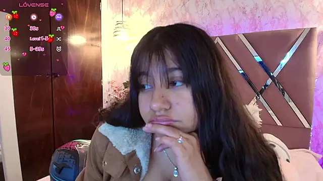 Snapshot of Miaa_Smiith1 chatting on 02/08/25, 12:28 Miaa Smiith1 online show from 02/08/25, 12:28