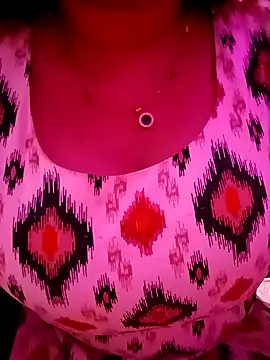 Snapshot of Jaanu_Jaanvi chatting on 12/19/24, 01:18 Jaanu Jaanvi online show from 12/19/24, 01:18