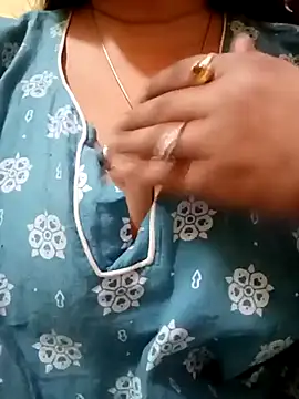 Snapshot of Jaanu_Jaanvi chatting on 03/06/25, 08:16 Jaanu Jaanvi online show from 03/06/25, 08:16