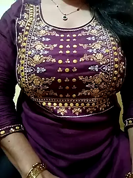 Snapshot of Jaanu_Jaanvi chatting on 10/03/25, 07:44 Jaanu Jaanvi online show from 10/03/25, 07:44