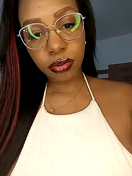 Snapshot of kitty__blackgl chatting on 01/28/25, 11:17 kitty blackgl online show from 01/28/25, 11:17