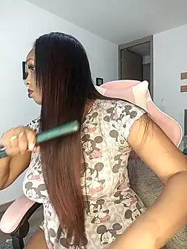 Snapshot of kitty__blackgl chatting on 01/31/25, 09:59 kitty blackgl online show from 01/31/25, 09:59