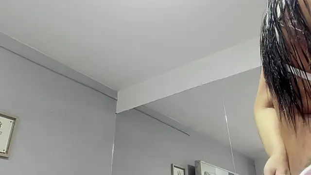 Sara Greey online show from 03/04/25, 12:44