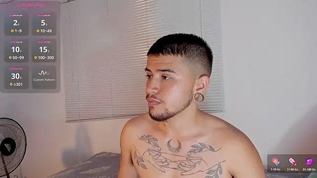 ftmphilip  online show from 11/24/25, 10:42