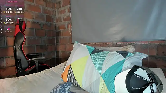 Snapshot of ftmphilip_ chatting on 07/18/26, 01:37 ftmphilip online show from 07/18/26, 01:37