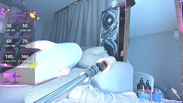 Snapshot of Jackie_Swann chatting on 09/30/25, 03:22 Jackie Swann online show from 09/30/25, 03:22