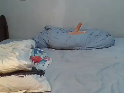 Snapshot of sweetbebby chatting on 09/09/25, 05:40 sweetbebby online show from 09/09/25, 05:40