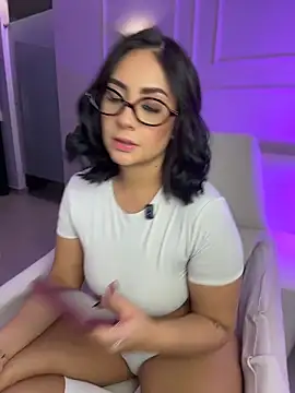 Snapshot of GabriellaFerrer chatting on 06/05/26, 12:28 GabriellaFerrer online show from 06/05/26, 12:28