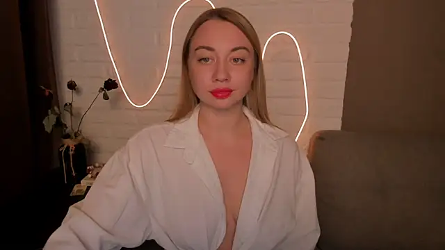 Snapshot of DanielaWisse chatting on 12/09/24, 08:12 DanielaWisse online show from 12/09/24, 08:12