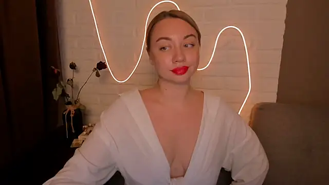 Snapshot of DanielaWisse chatting on 12/09/24, 11:24 DanielaWisse online show from 12/09/24, 11:24