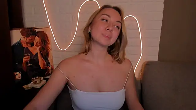 Snapshot of DanielaWisse chatting on 12/11/24, 11:32 DanielaWisse online show from 12/11/24, 11:32