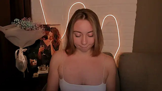 Snapshot of DanielaWisse chatting on 12/18/24, 04:20 DanielaWisse online show from 12/18/24, 04:20