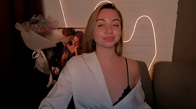 Snapshot of DanielaWisse chatting on 01/10/25, 04:33 DanielaWisse online show from 01/10/25, 04:33