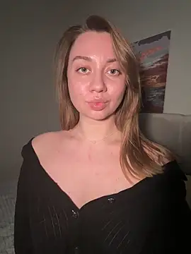 Snapshot of DanielaWisse chatting on 02/10/26, 01:43 DanielaWisse online show from 02/10/26, 01:43