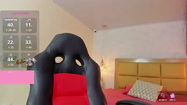 LARSONMIA online show from 09/17/25, 12:18