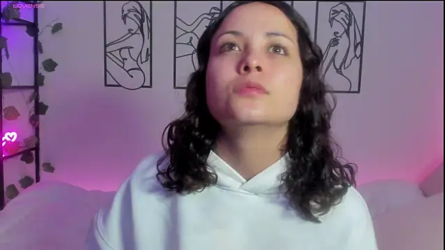 Megan Rodrigo online show from 02/28/25, 07:35