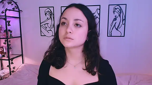 Megan Rodrigo online show from 10/19/25, 07:14