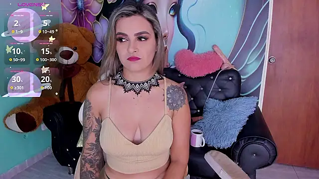 mia bigtits17 online show from 02/22/26, 07:23