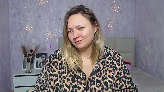 Snapshot of SallyVerda chatting on 01/14/25, 06:38 SallyVerda online show from 01/14/25, 06:38