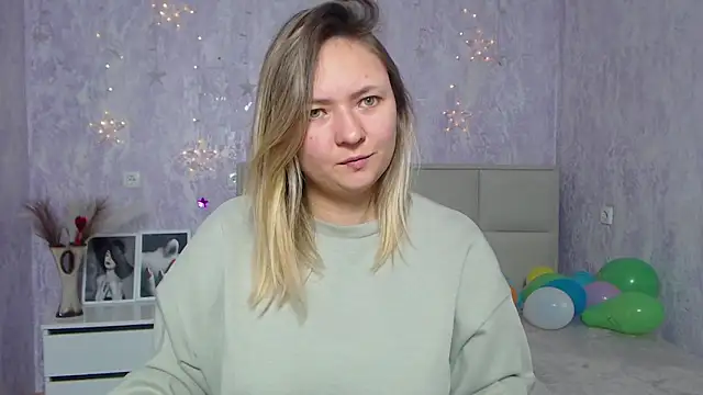 Snapshot of SallyVerda chatting on 01/16/25, 07:38 SallyVerda online show from 01/16/25, 07:38