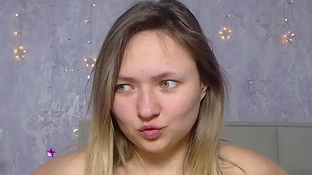 Snapshot of SallyVerda chatting on 01/16/25, 05:12 SallyVerda online show from 01/16/25, 05:12