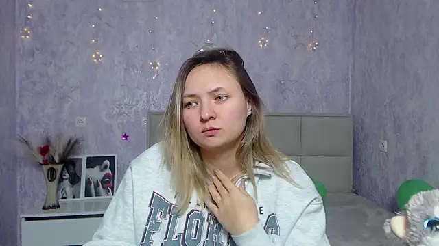 Snapshot of SallyVerda chatting on 01/20/25, 03:48 SallyVerda online show from 01/20/25, 03:48