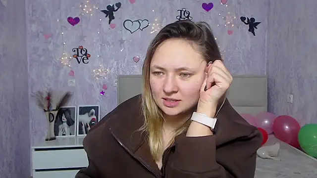 Snapshot of SallyVerda chatting on 02/01/25, 04:14 SallyVerda online show from 02/01/25, 04:14