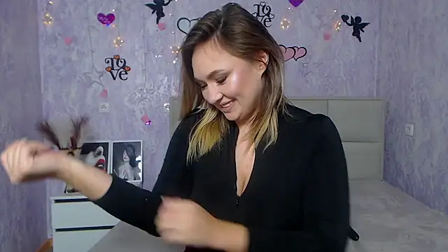 Snapshot of SallyVerda chatting on 02/08/25, 09:57 SallyVerda online show from 02/08/25, 09:57