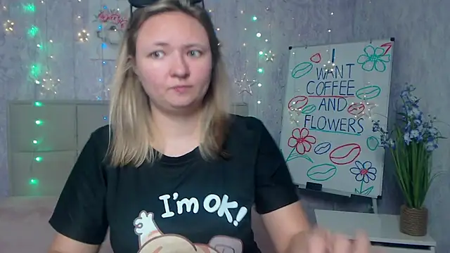 Snapshot of SallyVerda chatting on 09/12/25, 05:35 SallyVerda online show from 09/12/25, 05:35