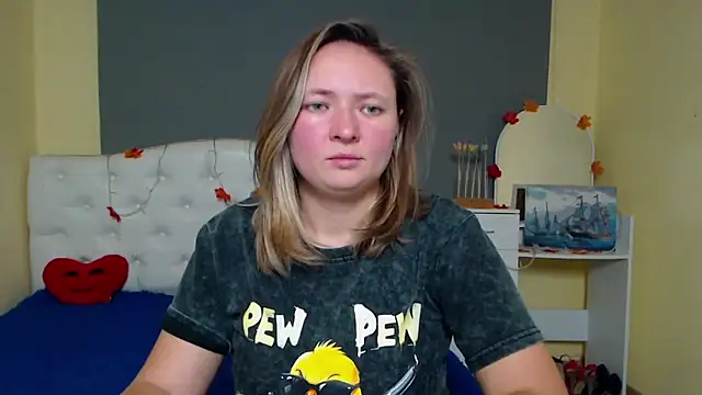 Snapshot of SallyVerda chatting on 11/22/25, 06:51 SallyVerda online show from 11/22/25, 06:51