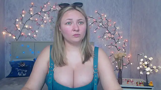 SallyVerda online show from 05/07/26, 07:08