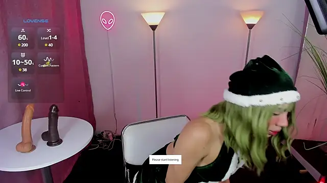 Snapshot of Dayanna_tecca chatting on 12/09/24, 10:30 Dayanna tecca online show from 12/09/24, 10:30