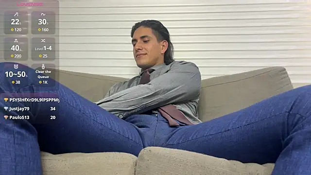 Snapshot of Tom_blunt96 chatting on 01/31/25, 05:21 Tom blunt96 online show from 01/31/25, 05:21