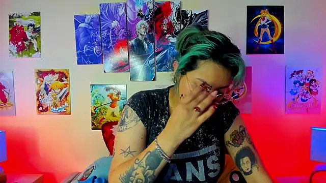 lucky-leah online show from 01/31/25, 03:09