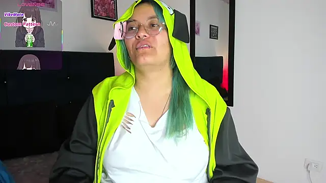 lucky-leah online show from 03/23/25, 07:42