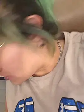 lucky-leah online show from 10/09/25, 03:37