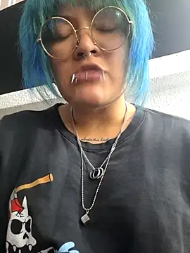 lucky-leah online show from 02/15/26, 04:09