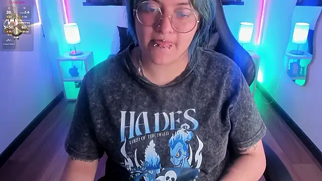 lucky-leah online show from 02/21/26, 04:35