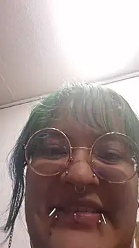 lucky-leah online show from 03/08/26, 03:21