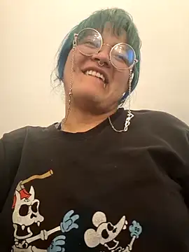 lucky-leah online show from 03/21/26, 03:55