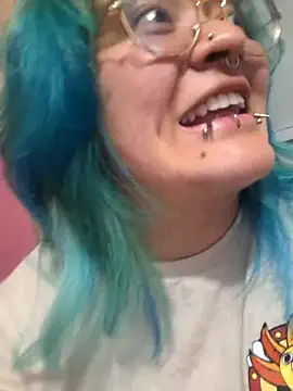 lucky-leah online show from 04/21/26, 04:19