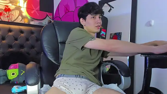 Snapshot of Santi_delacruz chatting on 01/17/25, 03:00 Santi delacruz online show from 01/17/25, 03:00