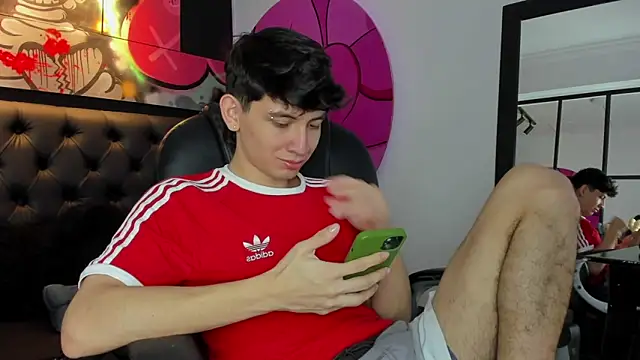 Snapshot of Santi_delacruz chatting on 02/27/25, 03:59 Santi delacruz online show from 02/27/25, 03:59