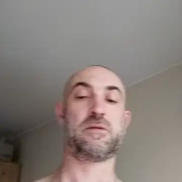 Snapshot of niesmialy39oon chatting on 05/24/26, 06:46 niesmialy39oon online show from 05/24/26, 06:46