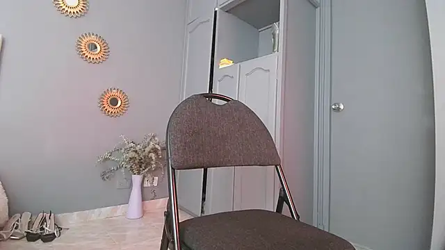 Snapshot of arteverena chatting on 12/08/24, 10:47 arteverena online show from 12/08/24, 10:47