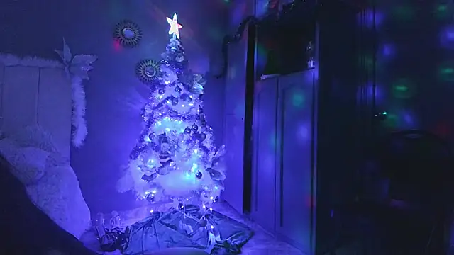 Snapshot of arteverena chatting on 12/23/24, 02:02 arteverena online show from 12/23/24, 02:02