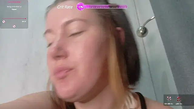 Snapshot of C1eopatra chatting on 03/11/25, 06:41 C1eopatra online show from 03/11/25, 06:41